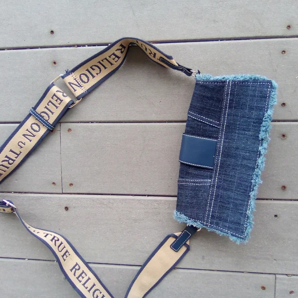 True Religion Blue Crossbody Bag with Gold Accents new no Tag 10" wide 4" high - Picture 6 of 7